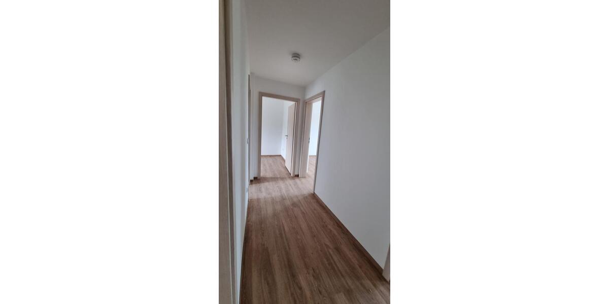 Etagenwohnung Schleiz - 3 Zimmer, 68 m&sup2;, 645&euro; | Angebot:24846774
