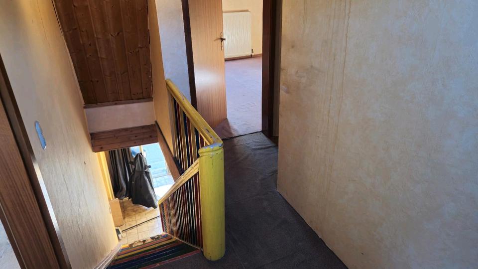 Einfamilienhaus Nordhalben - 6 Zimmer, 240 m&sup2;, 45.000&euro; | Angebot:26022807