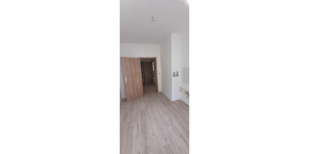 Etagenwohnung Plauen Alt Chrieschwitz - 2 Zimmer, 47 m&sup2;, 215&euro; | Angebot:25432220