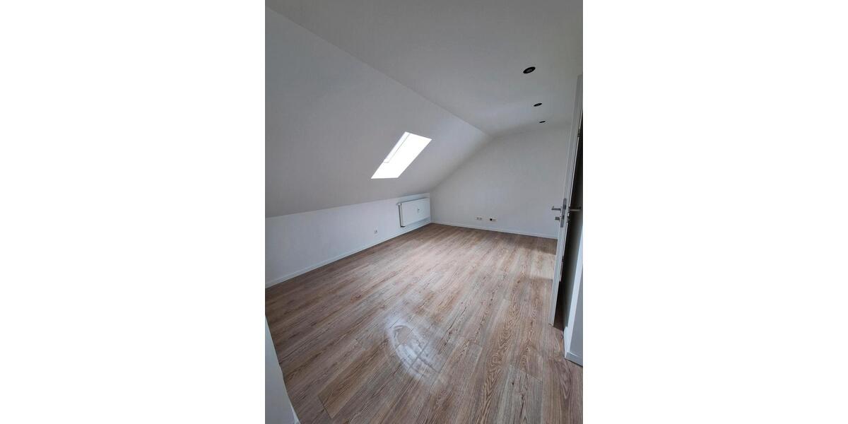 Dachgeschoßwohnung Schwarzenbach an der Saale Fletschenreuth - 1 Zimmer, 30 m&sup2;, 500&euro; | Angebot:25807283