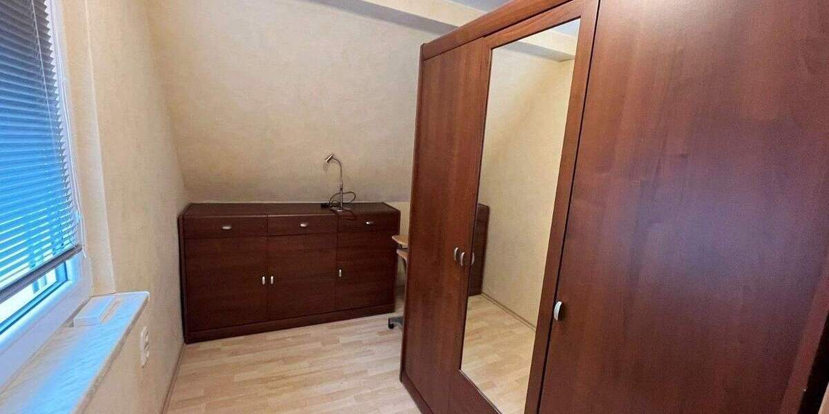 Doppelhaushälfte Selb - 3 Zimmer, 61 m&sup2;, 99.000&euro; | Angebot:25728634