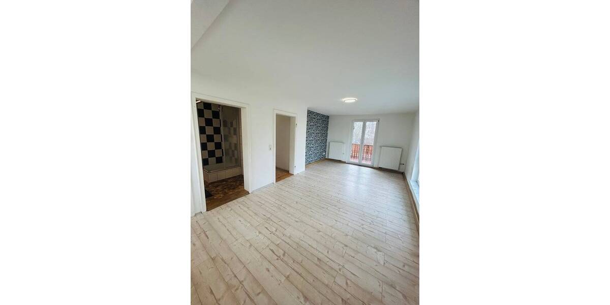 Einfamilienhaus Döhlau - 6 Zimmer, 195 m&sup2;, 270.000&euro; | Angebot:26085271