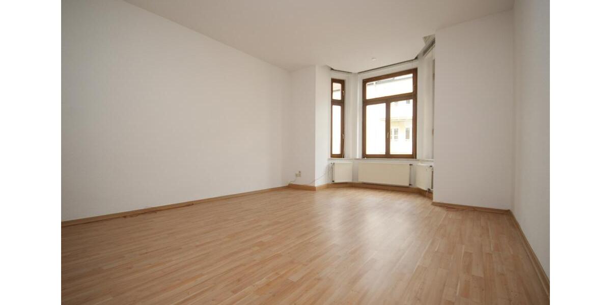 Etagenwohnung Plauen - 4 Zimmer, 120 m&sup2;, 800&euro; | Angebot:25137415