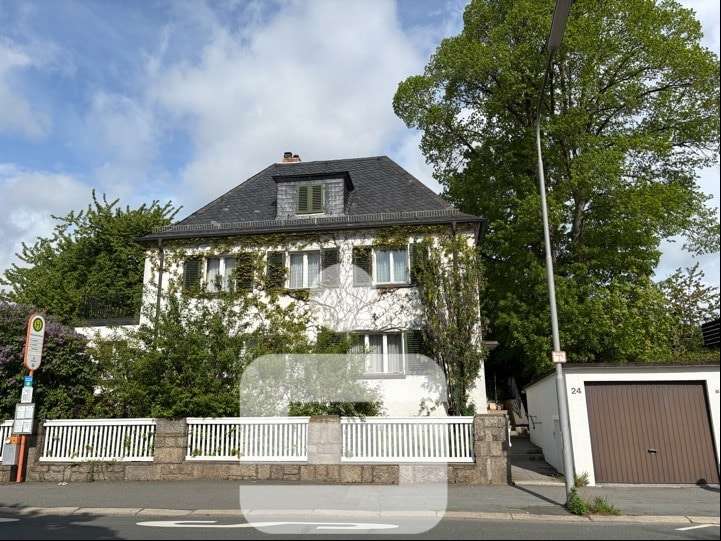 Einfamilienhaus Hof Christiansreuth - 6 Zimmer, 208 m&sup2;, 299.000&euro; | Angebot:26663827