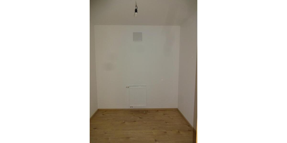 Erdgeschoßwohnung Gefell - 2.5 Zimmer, 78 m&sup2;, 585&euro; | Angebot:26354150