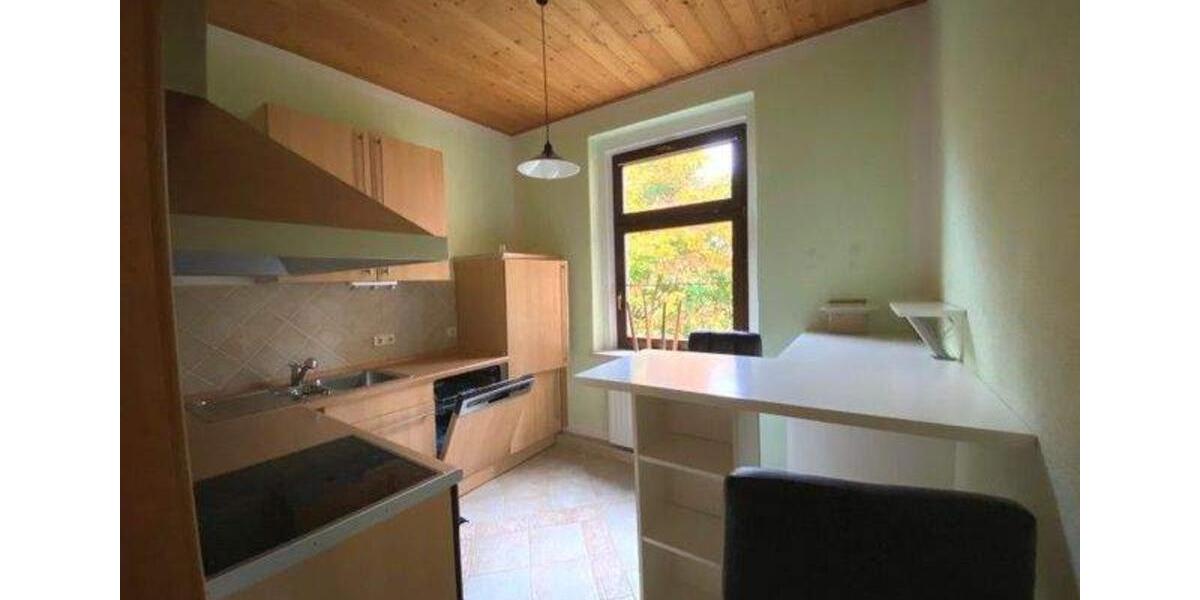 Etagenwohnung Plauen Altstadt - 2 Zimmer, 66 m&sup2;, 430&euro; | Angebot:25083288