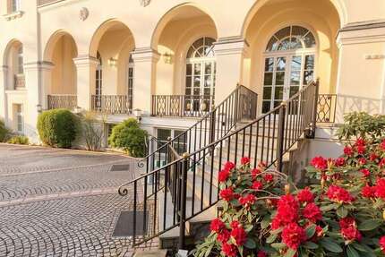 Haus Bad Elster - 250 Zimmer, 9.000 m&sup2;, 2.790.000&euro; | Angebot:26863147