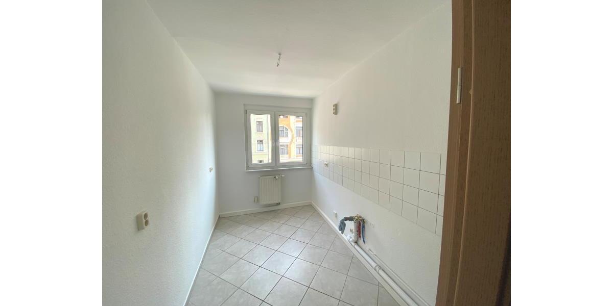 Etagenwohnung Plauen - 2 Zimmer, 48 m&sup2;, 280&euro; | Angebot:25080856