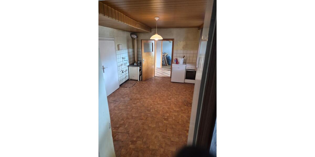 Einfamilienhaus Geroldsgrün - 8 Zimmer, 150 m&sup2;, 39.000&euro; | Angebot:26864400