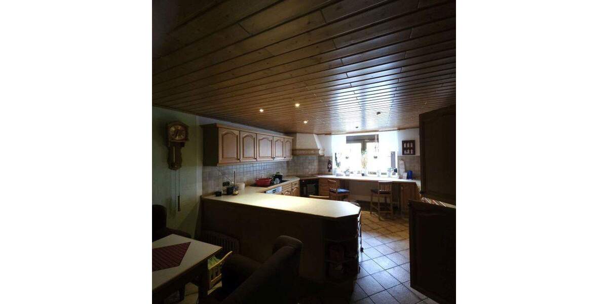 Einfamilienhaus Rehau - 6 Zimmer, 225 m&sup2;, 398.000&euro; | Angebot:25871422