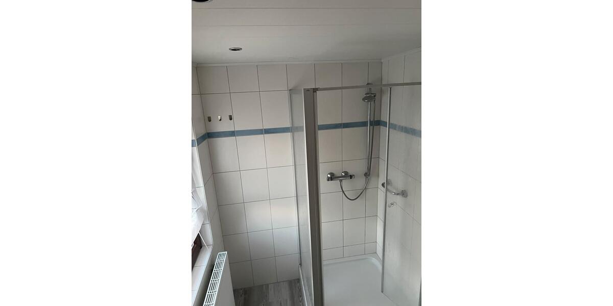 Einfamilienhaus Röslau - 7 Zimmer, 130 m&sup2;, 150.000&euro; | Angebot:26063753