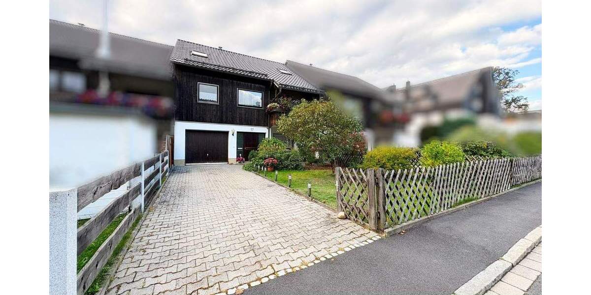 Reihenmittelhaus Selb - 7 Zimmer, 138 m&sup2;, 199.000&euro; | Angebot:25665906