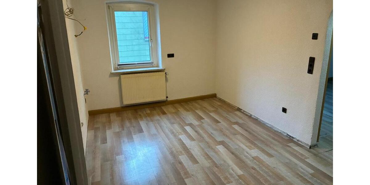 Etagenwohnung Hof Altstadt - 2 Zimmer, 77 m&sup2;, 980&euro; | Angebot:23736200