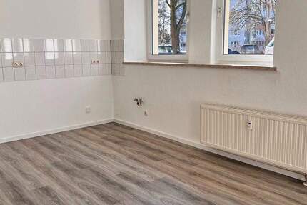 Wohnung Plauen Westend - 2 Zimmer, 42 m&sup2;, 216&euro; | Angebot:25736238