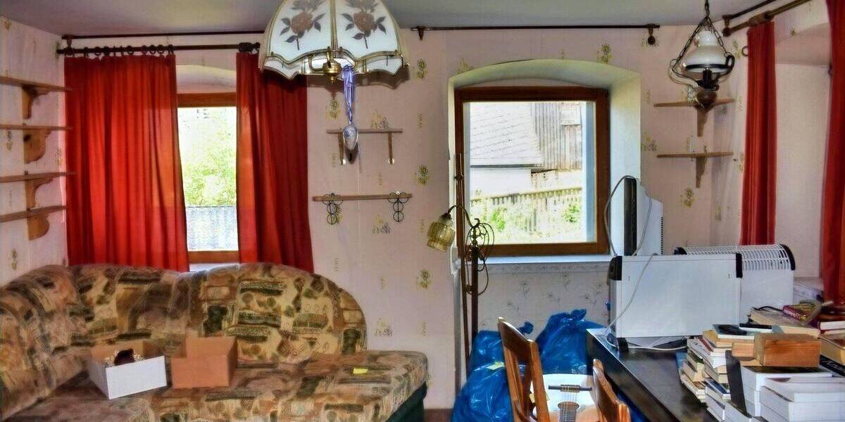 Mehrfamilienhaus, Wohnhaus Helmbrechts Enchenreuth - 9 Zimmer, 189 m&sup2;, 49.500&euro; | Angebot:25821859