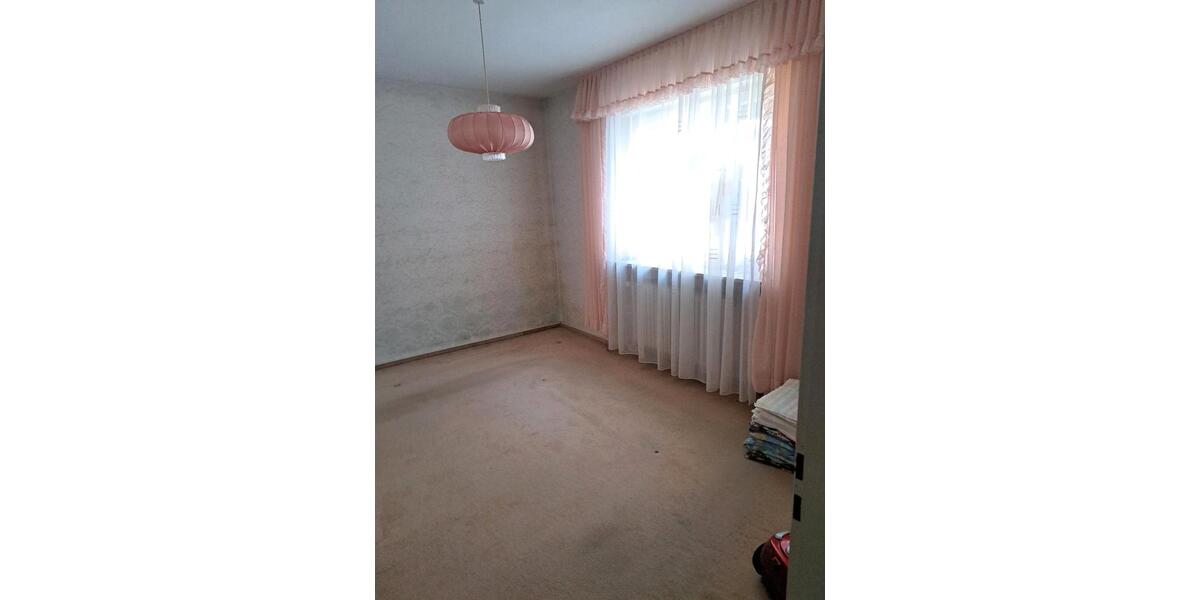 Bungalow Münchberg - 6 Zimmer, 173 m&sup2;, 147.500&euro; | Angebot:26413252