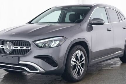 Mercedes-Benz GLA 200 7.990 km 37.450 &euro; Münchberg 95213