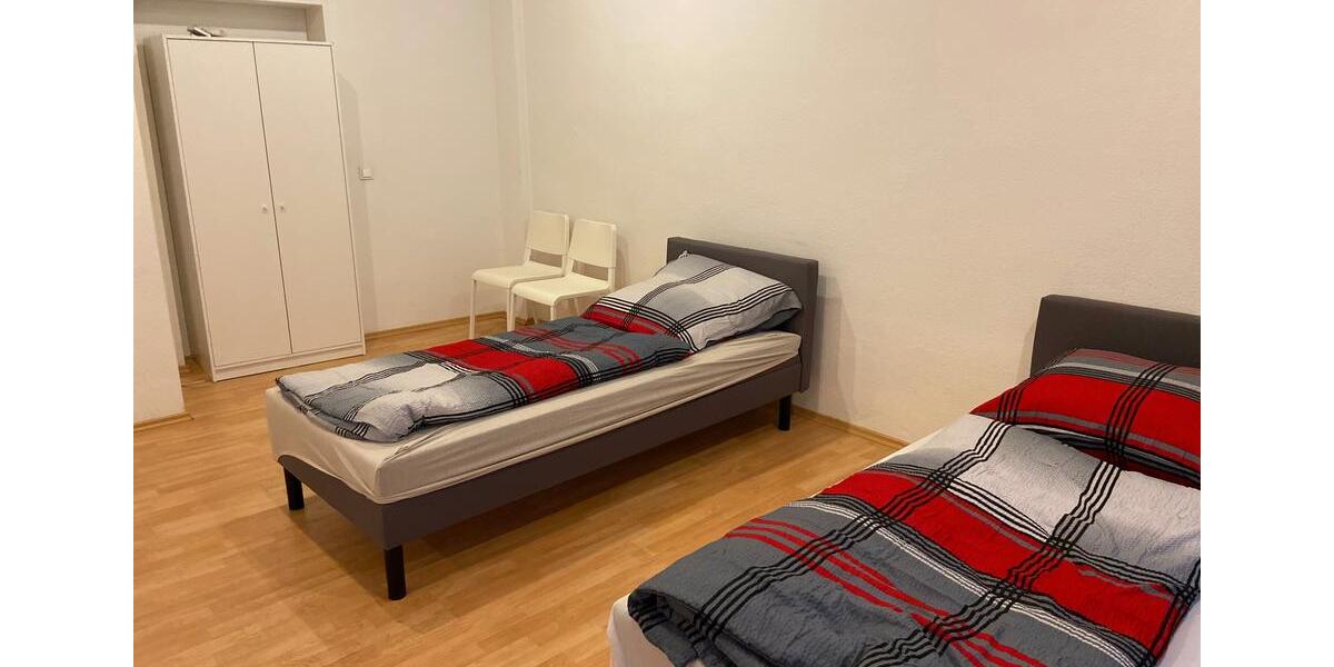 Etagenwohnung Hof Altstadt - 3.5 Zimmer, 96 m&sup2;, 700&euro; | Angebot:26295472