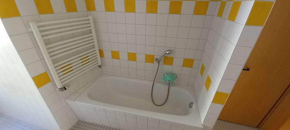 Etagenwohnung Hof Altstadt - 3 Zimmer, 110 m&sup2;, 690&euro; | Angebot:25180207