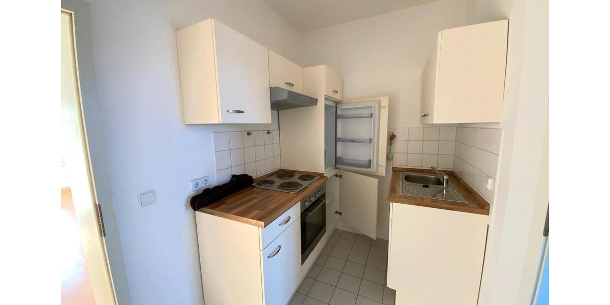 Etagenwohnung Plauen Altstadt - 2 Zimmer, 53 m&sup2;, 300&euro; | Angebot:24598519