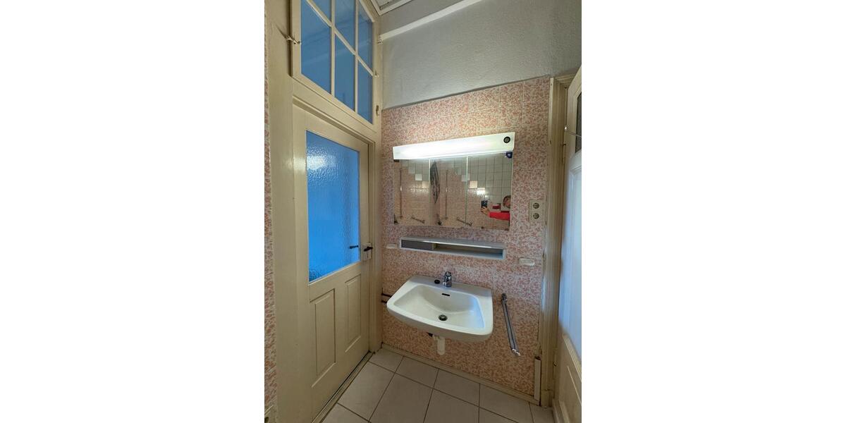 Etagenwohnung Hof Altstadt - 4 Zimmer, 110 m&sup2;, 330&euro; | Angebot:25964485