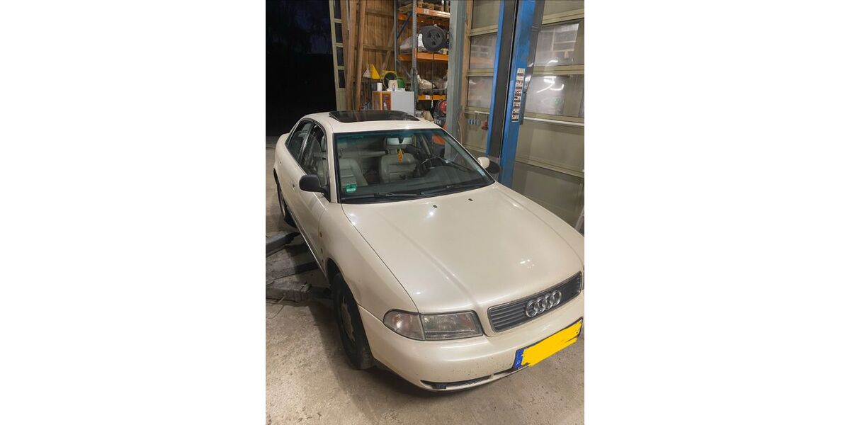 Audi A4 130.000 km 2.500 &euro; Weißenstadt 95163
