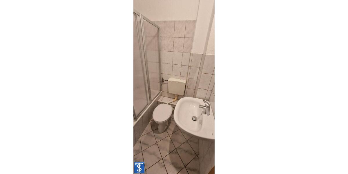 Etagenwohnung Plauen Bahnhofsvorstadt - 3 Zimmer, 85 m&sup2;, 425&euro; | Angebot:23870706
