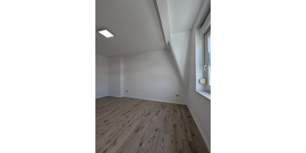 Etagenwohnung Hof Christiansreuth - 3 Zimmer, 85 m&sup2;, 595&euro; | Angebot:25395578