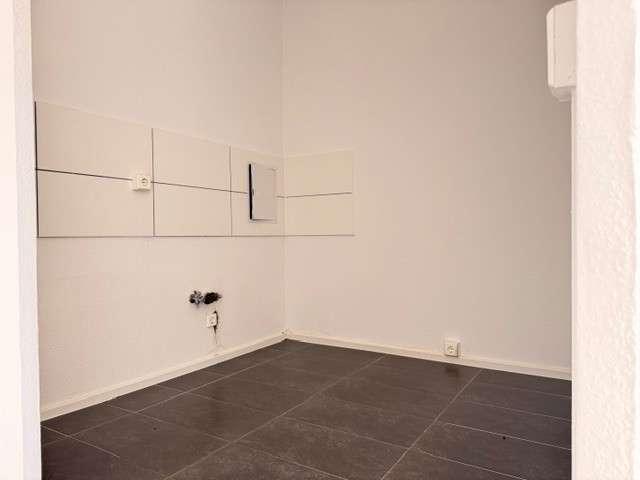 Etagenwohnung Plauen Alt Chrieschwitz - 3 Zimmer, 56 m&sup2;, 282&euro; | Angebot:25756473