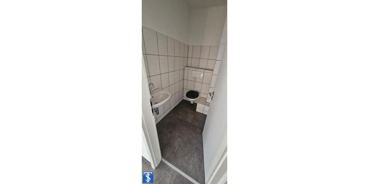 Etagenwohnung Plauen Alt Chrieschwitz - 4 Zimmer, 100 m&sup2;, 580&euro; | Angebot:25569428