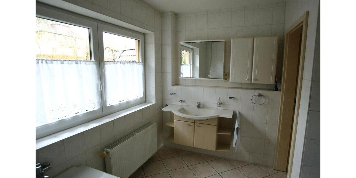 Einfamilienhaus Plauen Haselbrunn - 9 Zimmer, 180 m&sup2;, 379.000&euro; | Angebot:25648694