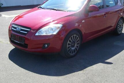 Kia ceed / Ceed 264.000 km 1.380 &euro; Schwarzenbach/Saale 95126