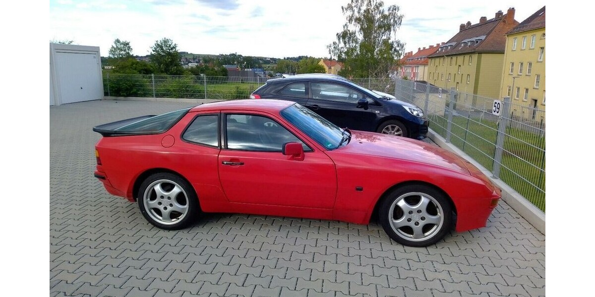 Porsche 944 208.000 km 17.800 &euro; Kirchenlamitz 95153