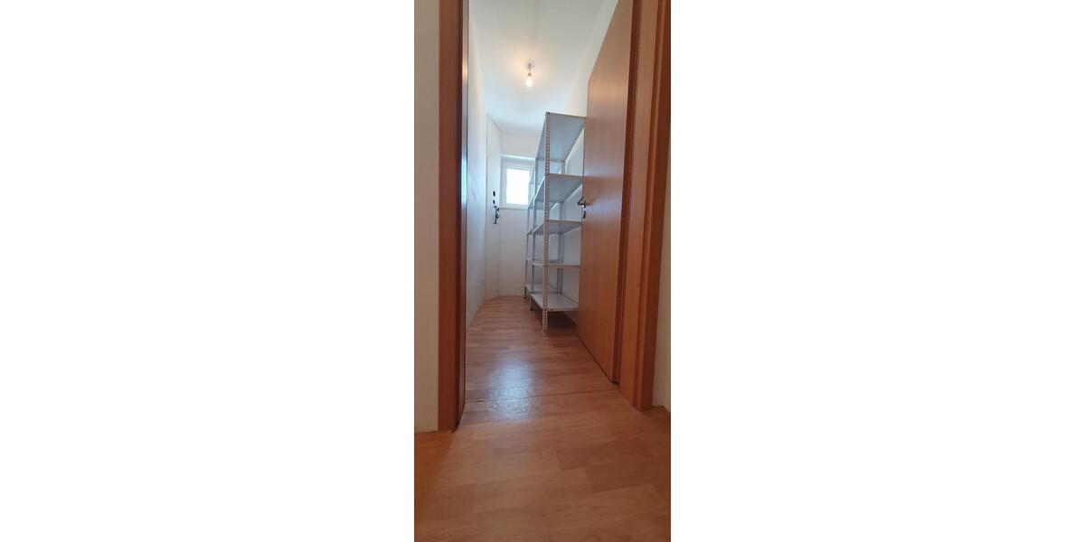 Etagenwohnung Schönwald - 3 Zimmer, 79 m&sup2;, 490&euro; | Angebot:25922032