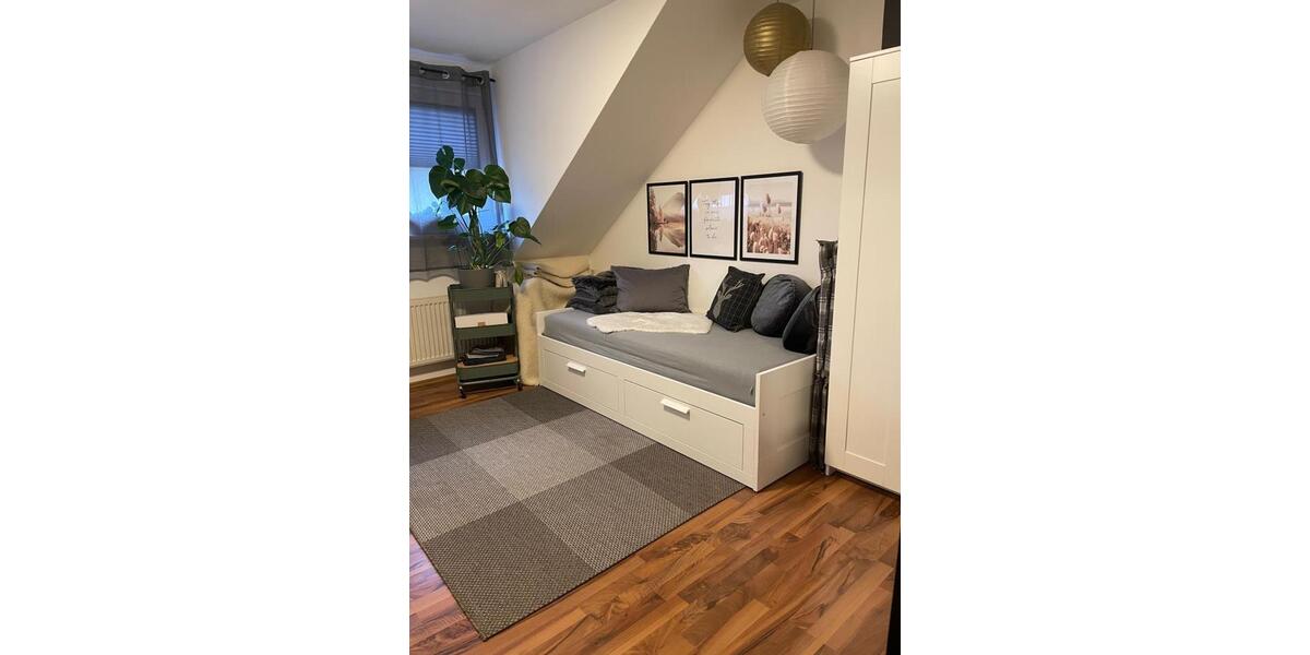 Etagenwohnung Hof Altstadt - 3 Zimmer, 74 m&sup2;, 555&euro; | Angebot:26289176