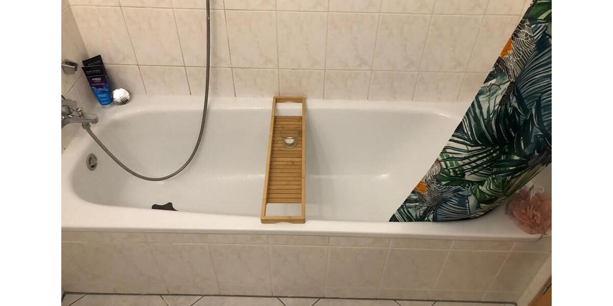 Dachgeschoßwohnung Naila - 3 Zimmer, 64 m&sup2;, 580&euro; | Angebot:26060932