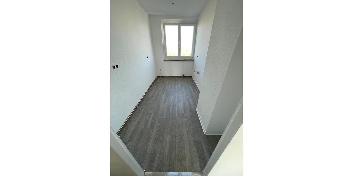 Etagenwohnung Bad Lobenstein - 1 Zimmer, 25 m&sup2;, 175&euro; | Angebot:26070761