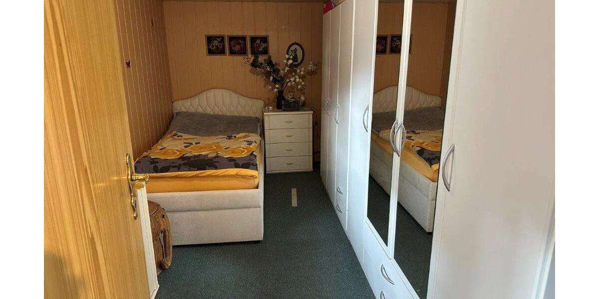 Schönes Einfamilienhaus mit Wintergarten, Salzwasserpool, Blockheizkraftwerk usw. - Einfamilienhaus Saalburg-Ebersdorf Ebersdorf | Angebot:23713363