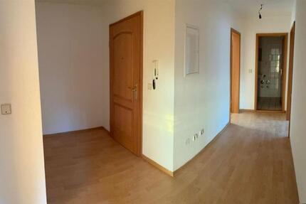 Wohnung Plauen Bahnhofsvorstadt - 3 Zimmer, 77 m&sup2;, 359&euro; | Angebot:24380244