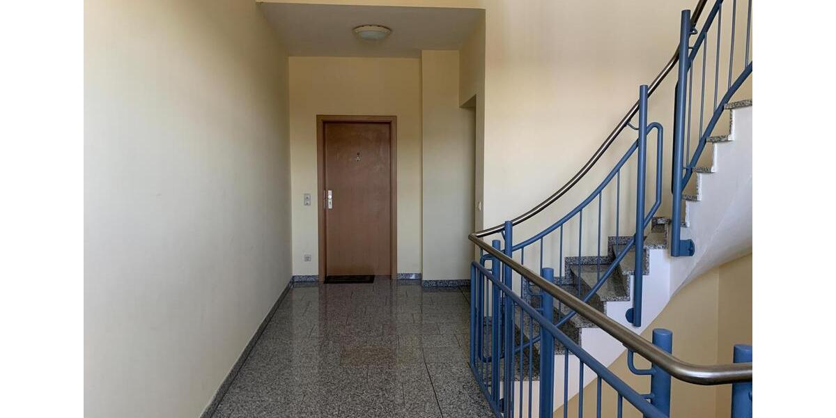 Etagenwohnung Hof Altstadt - 3 Zimmer, 127 m&sup2;, 850&euro; | Angebot:20834619