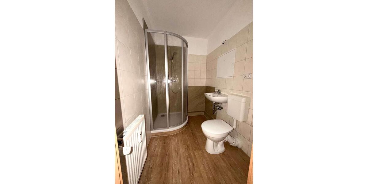 Erdgeschoßwohnung Plauen Alt Chrieschwitz - 3 Zimmer, 56 m&sup2;, 299&euro; | Angebot:25958967