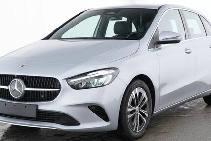 Mercedes-Benz B 200 25.415 km 27.450 &euro; Münchberg 95213