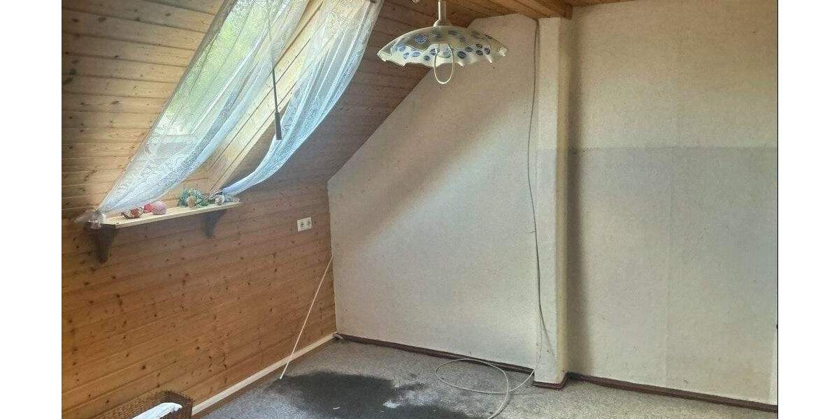 Reihenmittelhaus Oelsnitz - 4 Zimmer, 69 m&sup2;, 98.000&euro; | Angebot:25776182