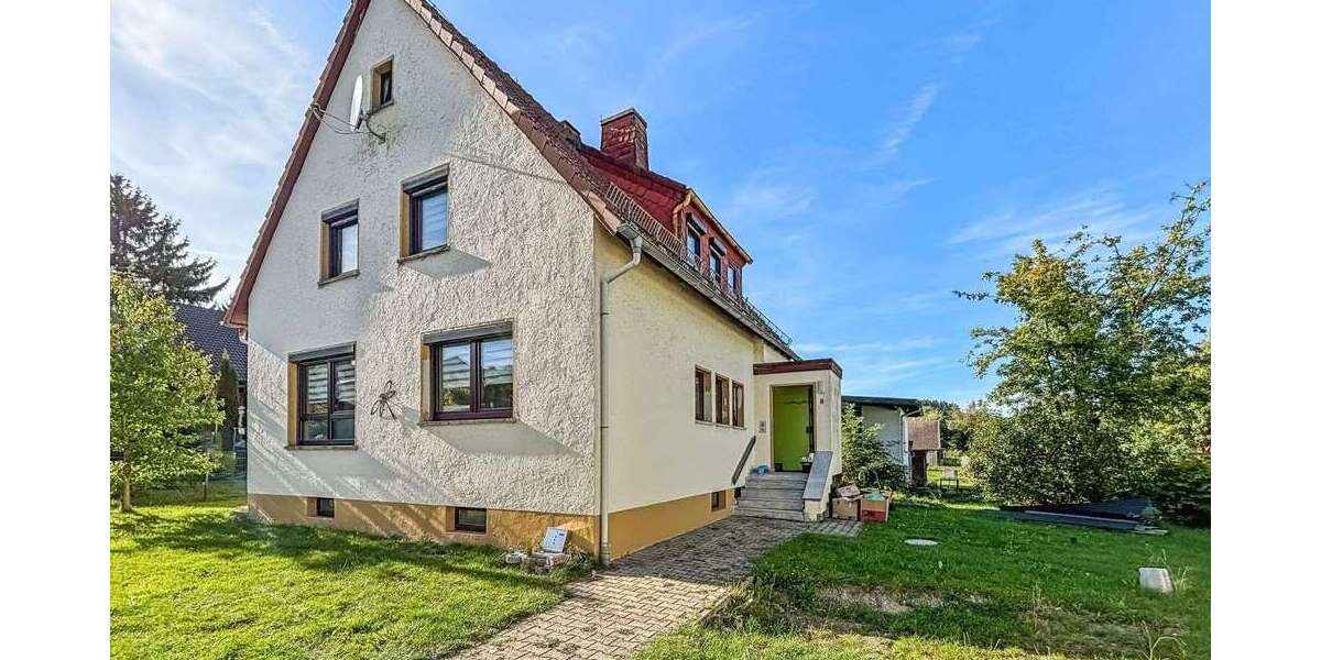Einfamilienhaus Konradsreuth - 5 Zimmer, 97 m&sup2;, 99.900&euro; | Angebot:23020615