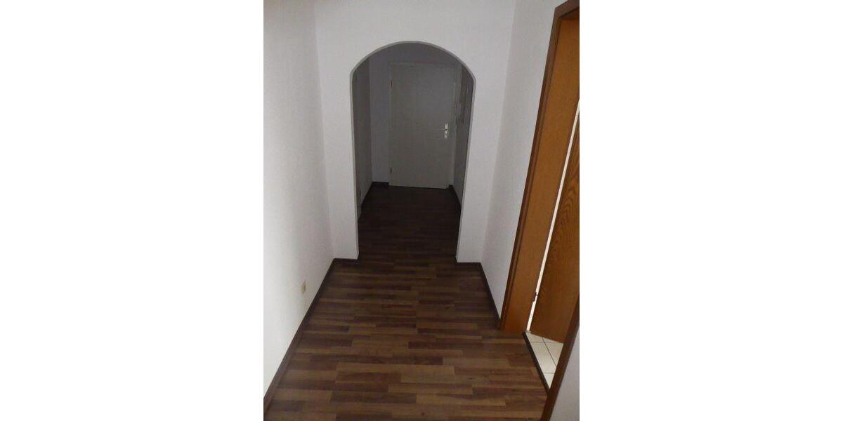 Etagenwohnung Plauen Bahnhofsvorstadt - 2 Zimmer, 67 m&sup2;, 269&euro; | Angebot:22313554