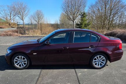 BMW 318 133.000 km 5.499 &euro; Hof 95032