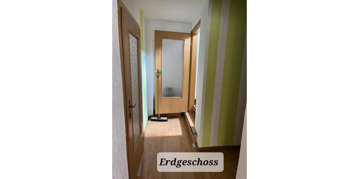 Mehrfamilienhaus, Wohnhaus Remptendorf - 6 Zimmer, 147 m&sup2;, 125.000&euro; | Angebot:26958020