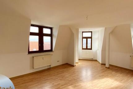 Wohnung Plauen - 3 Zimmer, 81 m&sup2;, 430&euro; | Angebot:25363707