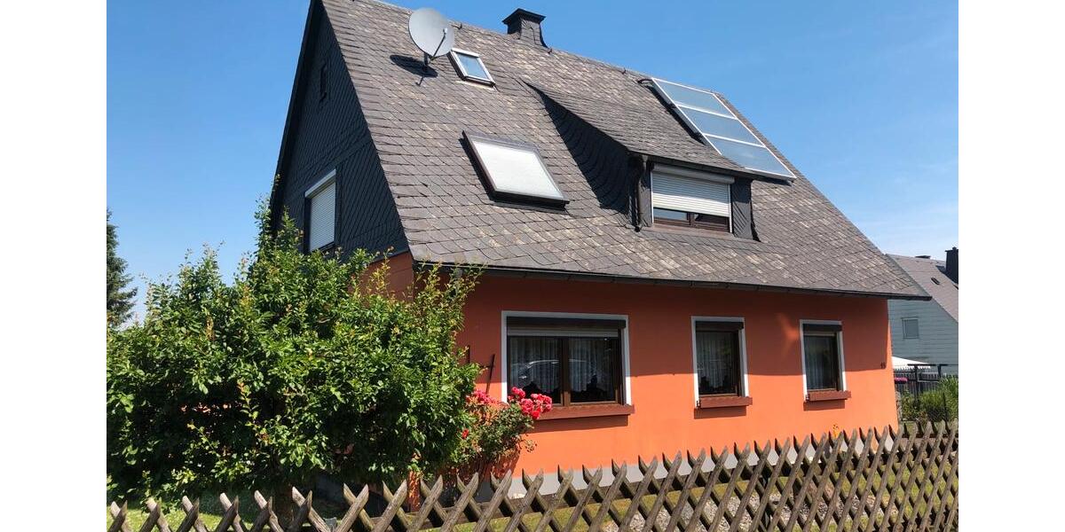 Einfamilienhaus Helmbrechts - 5 Zimmer, 130 m&sup2;, 245.000&euro; | Angebot:27023821