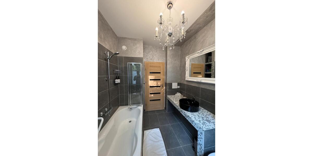 Etagenwohnung Plauen Altstadt - 4 Zimmer, 95 m&sup2;, 800&euro; | Angebot:25873359